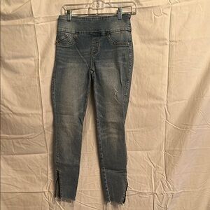 Rock & Republic Blue Ankle Cropped Jeans